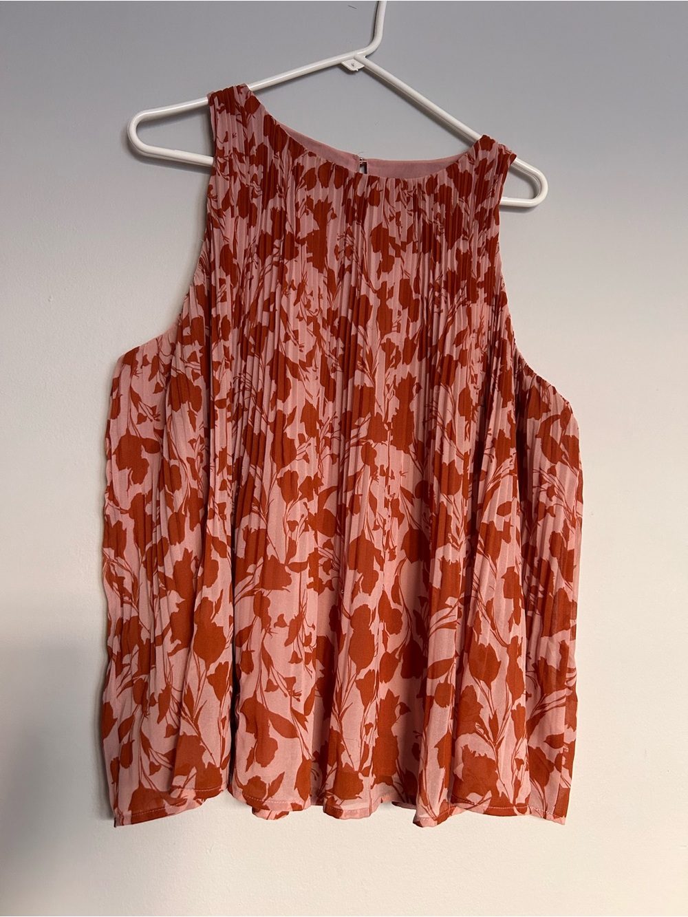 pink and rust-red floral plissé pleated sleeveless top sz xl
